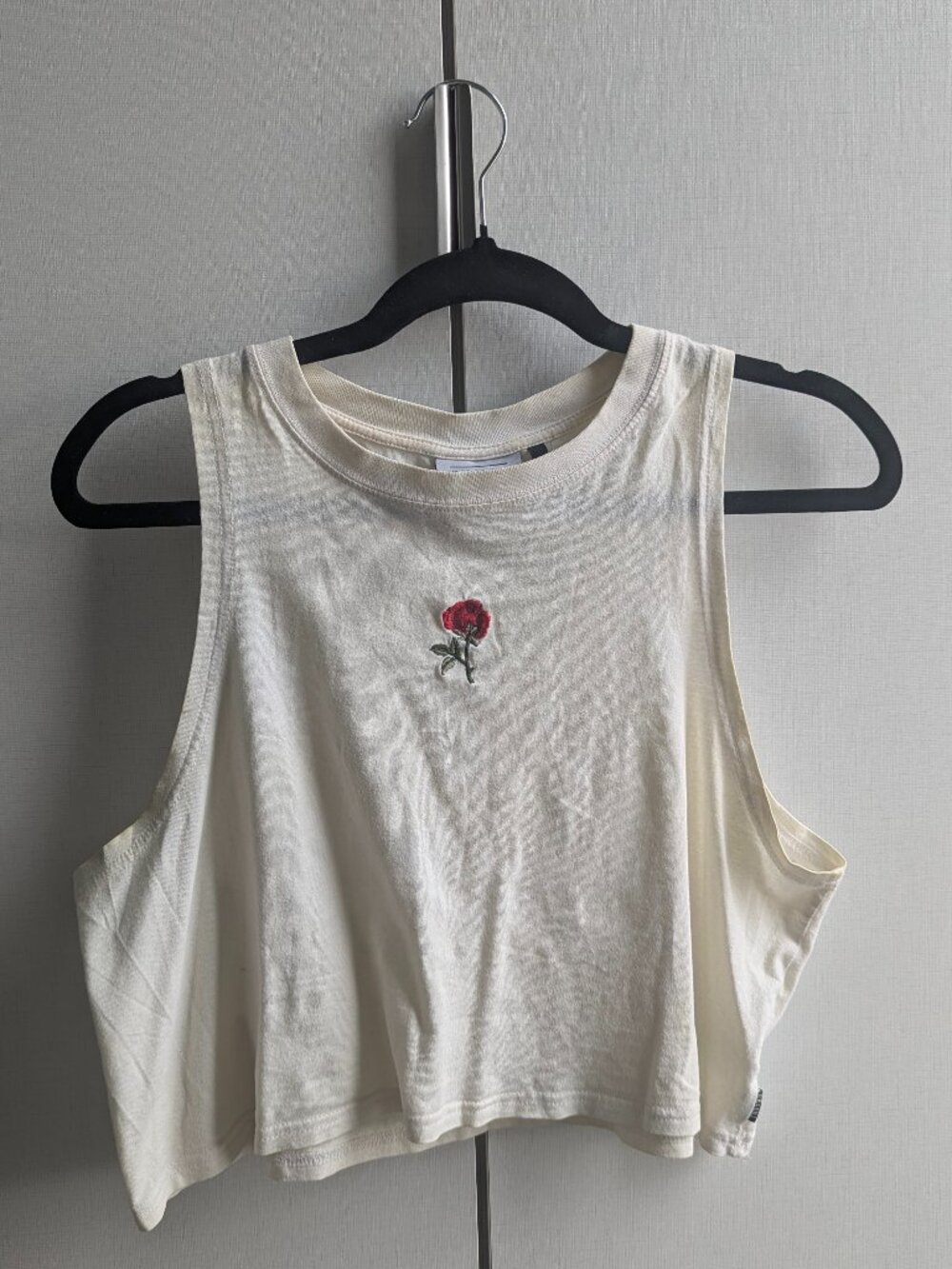 Cropped Tank w/ Embroidered Rose